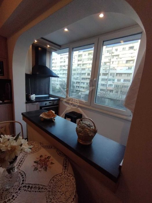 Тристаен апартамент в Славейков 75204