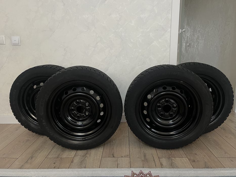 шины для машины.