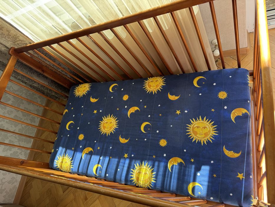 Детско легло от масив