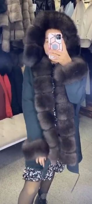 Срочно продам парку состояние нового