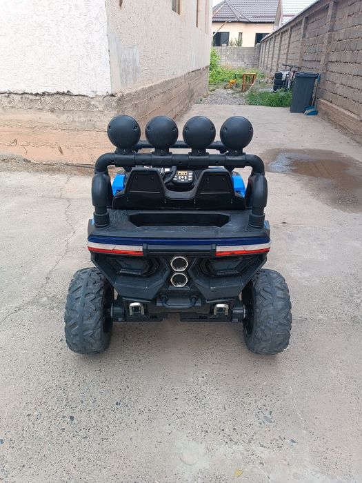 Электро машинка двухместная