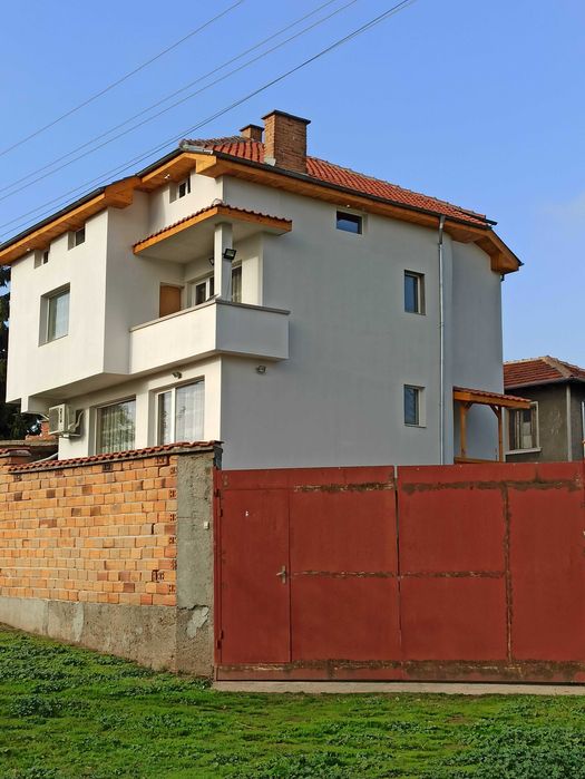 Продава се Къща в с. Дрангово, Област Пловдив - 330 кв.м за 278 €/кв.м - Снимка #1