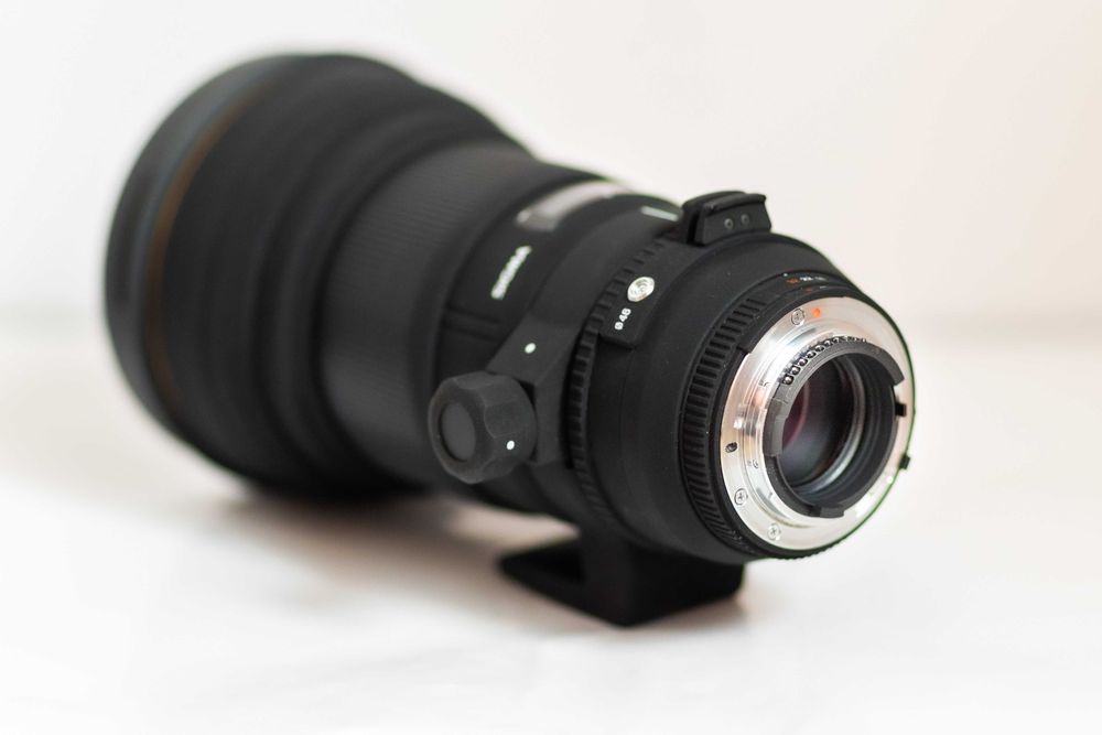 Super obiectiv SIGMA 300mm f2.8 EX APO DG HSM - NIKON FX