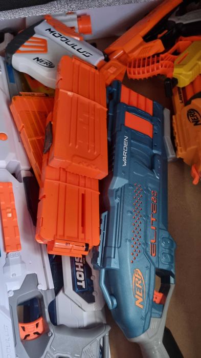 Jucarii copii pusti pistoale Nerf de toate marimile in stare perfecta