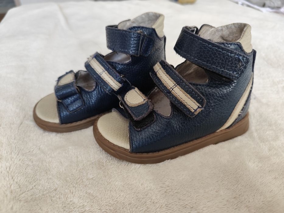 Продам обовь ортопедическую