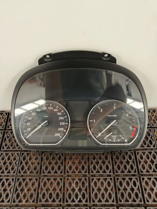 Ceas de Bord BMW seria 1 E81/82/87