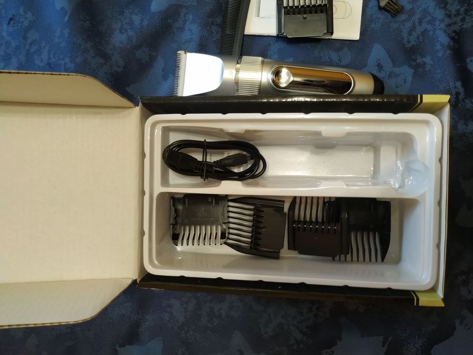 Машинка за подстригване, водоустойчива IPX7