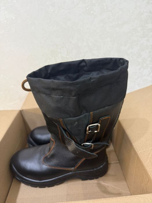 Обувь сапоги зимние