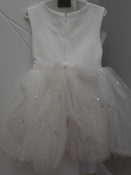 Продам нарядное платье