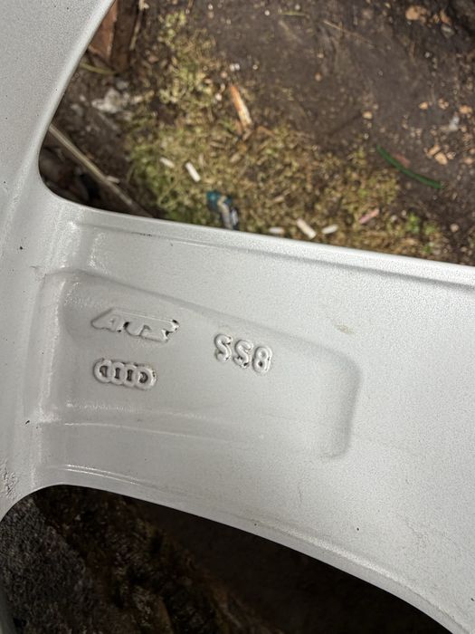 Джанти с гуми audi 17”