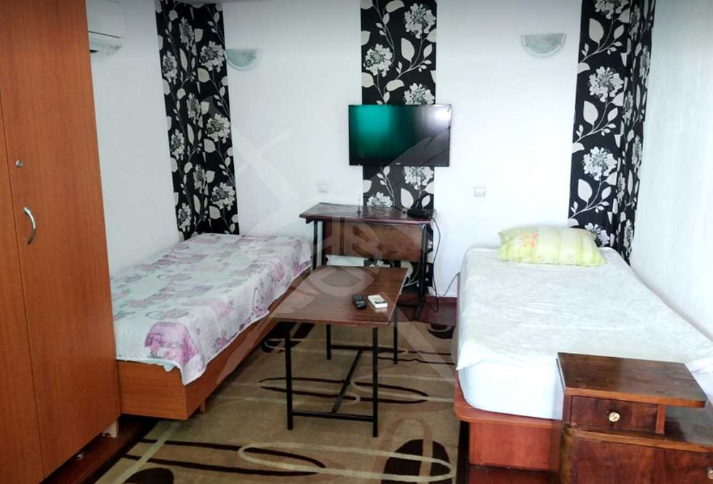 Дава се под наем Двустаен апартамент в Варна, ВИНС - 70 кв.м за 350 € - Снимка #1