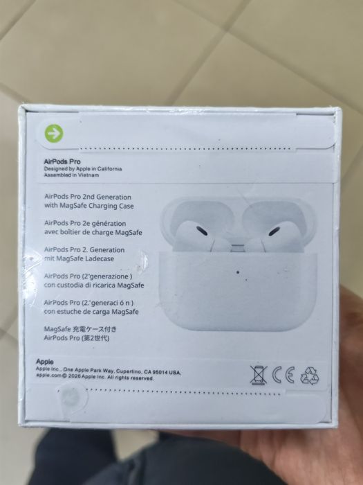 AirPods Pro наушники