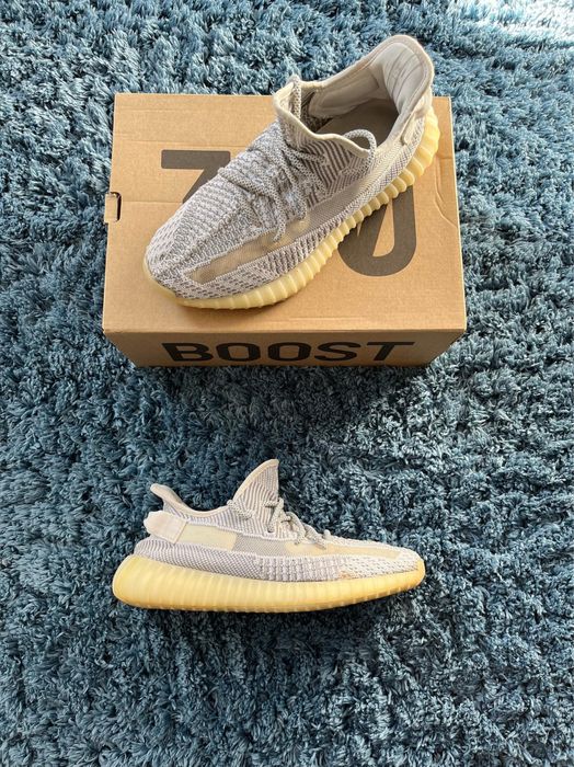 Yeezy 350 V2 Static