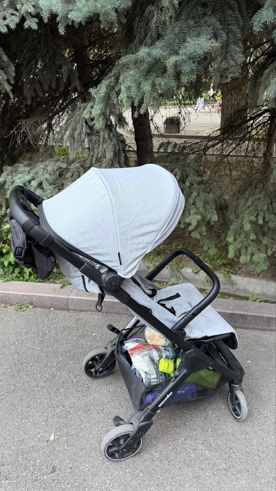 Коляска прогулочная EasyWalker Jackey Pebble Grey