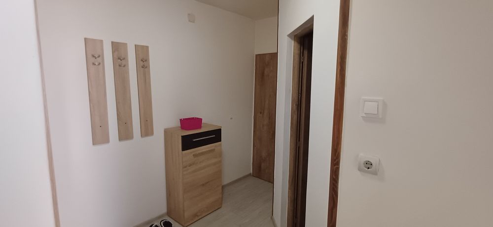Închiriez apartament cu o camera