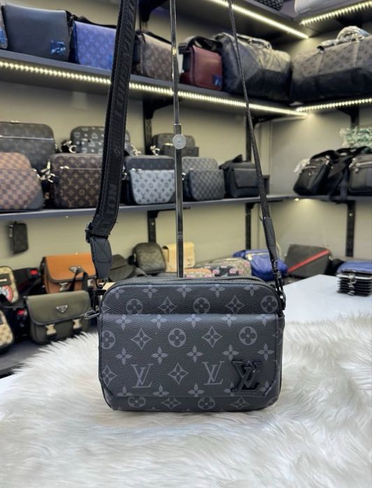 Мъжка Чанта Louis Vuitton