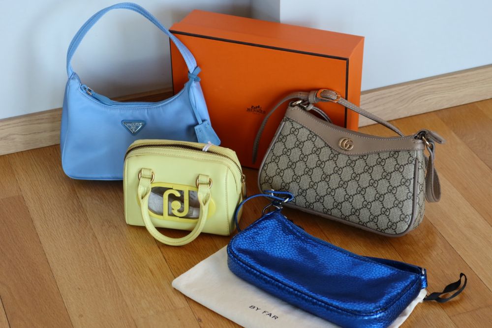 Лот чанти Gucci, By Far, Prada, Liu Jo