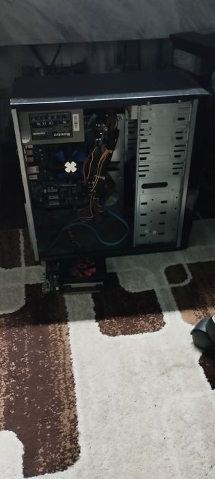 Офисный компьютер