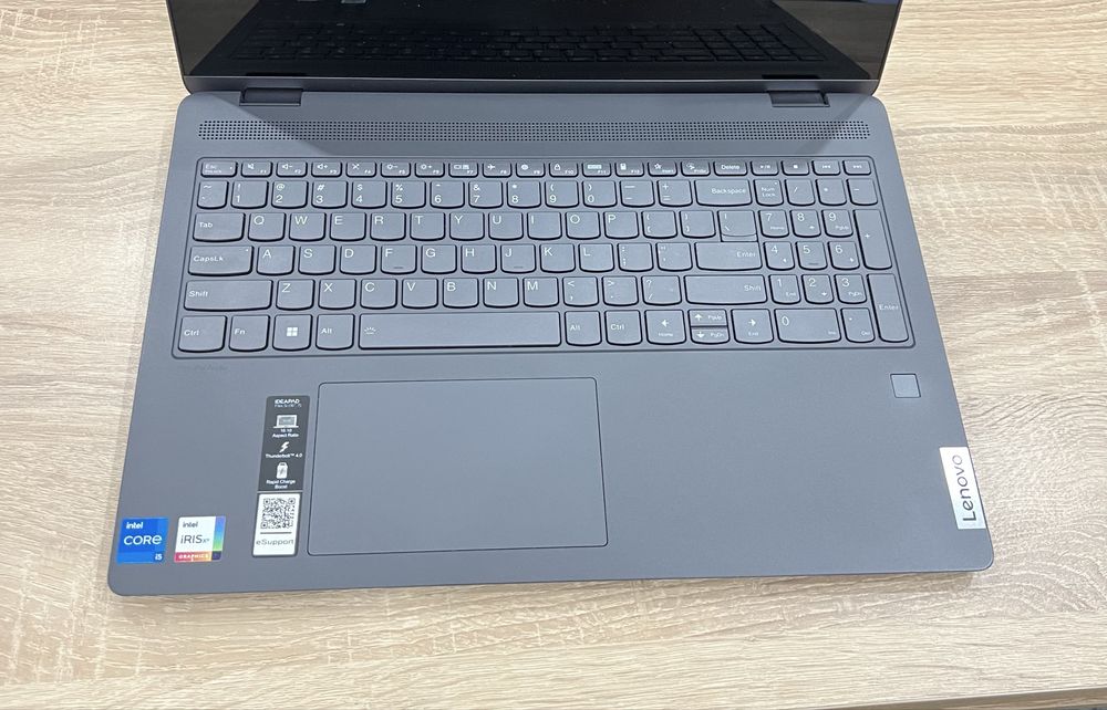 Lenovo IdeaPad Flex 5i (16”,7)