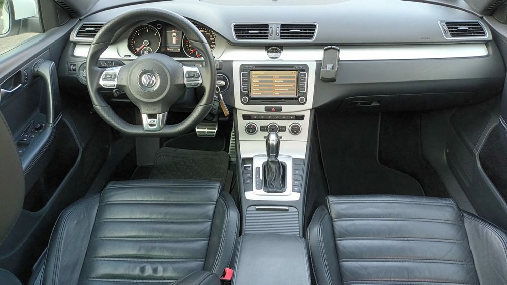 VW Passat R Line DSG