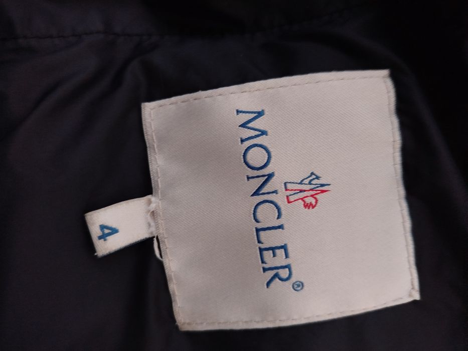 MONCLER  оригинална мъжка топла грейка