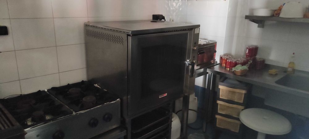 Дава се под наем Заведение в Китен - 100 кв.м за 9180 € - Снимка #2