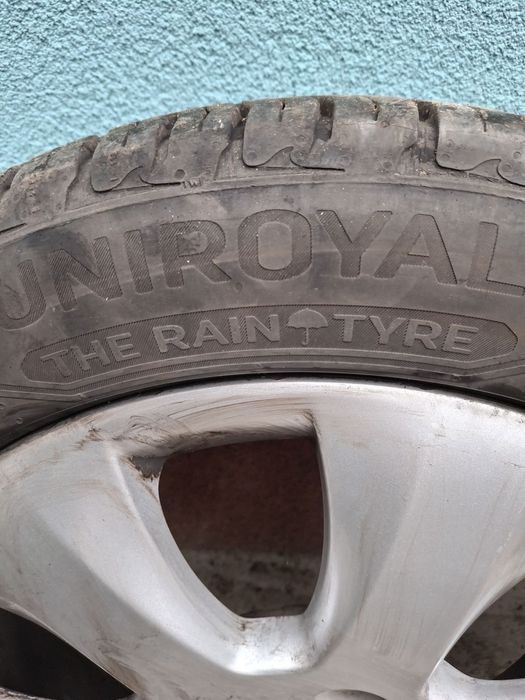 Продавам джанти 17 с гуми 5х120 опел бмв