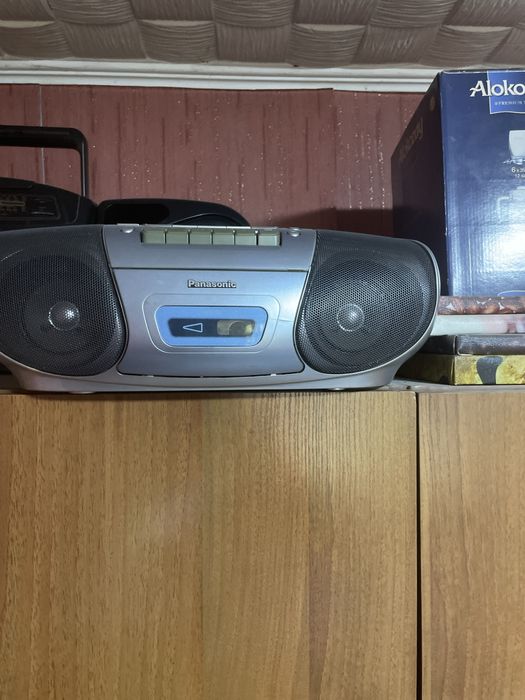 Деккер, сд и фм тюнер