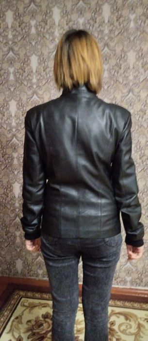 Кожаная куртка ,