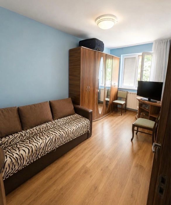 Apartament 3 camere Craiovita Noua Niella 3/4