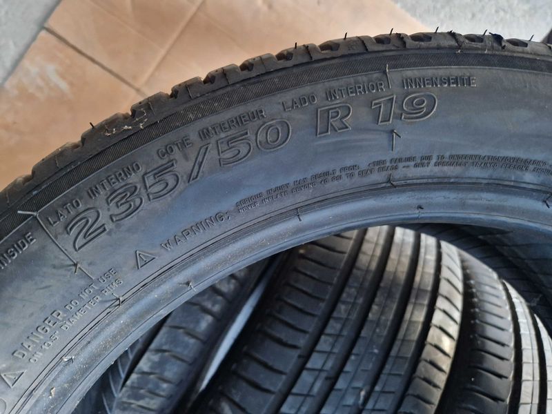 4 Michelin R19 235/50/ летни гуми 
DОТ4819
