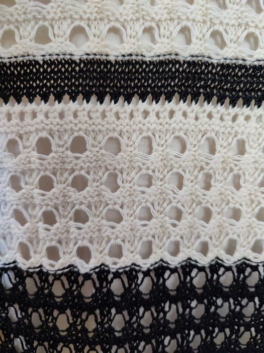 Плетена рокля GUESS