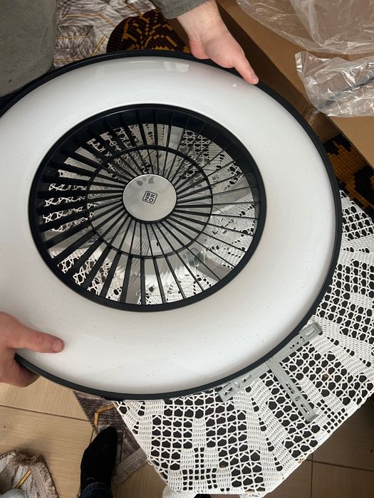 Becuri pentru casă/garaj