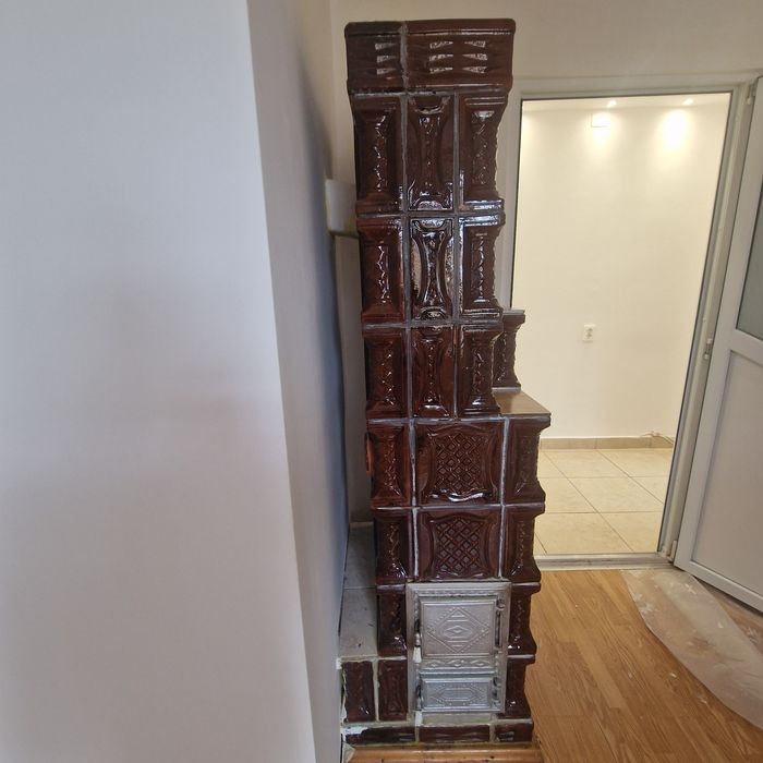 Vând sobă  arata foarte bine