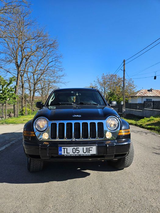 Jeep Cherokee 2.8 Autoutilitara 4 locuri