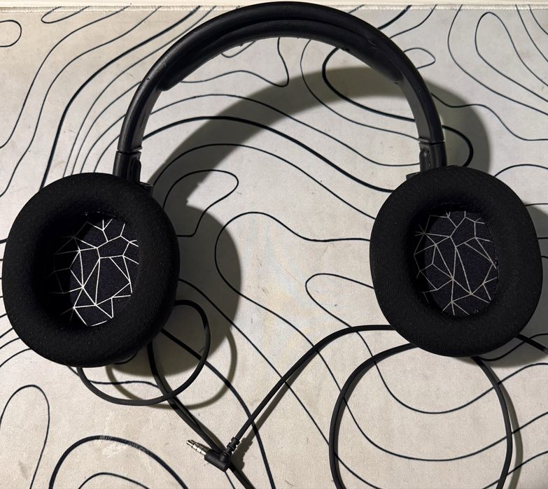 Продам наушники SteelSeries Arctis 1