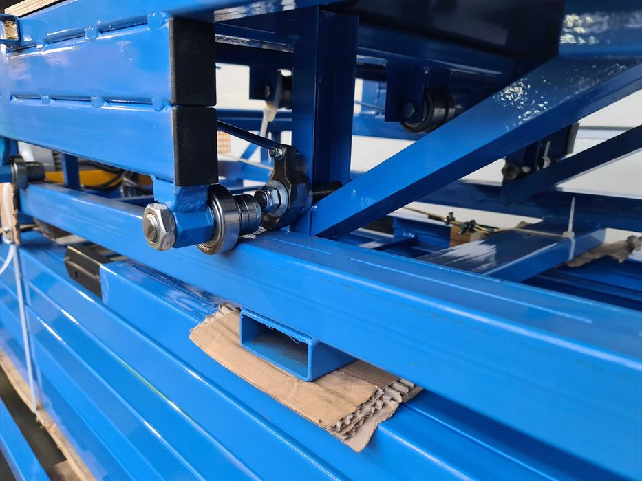 Lift pentru acoperiș lungime 16m cu cărucior de transport