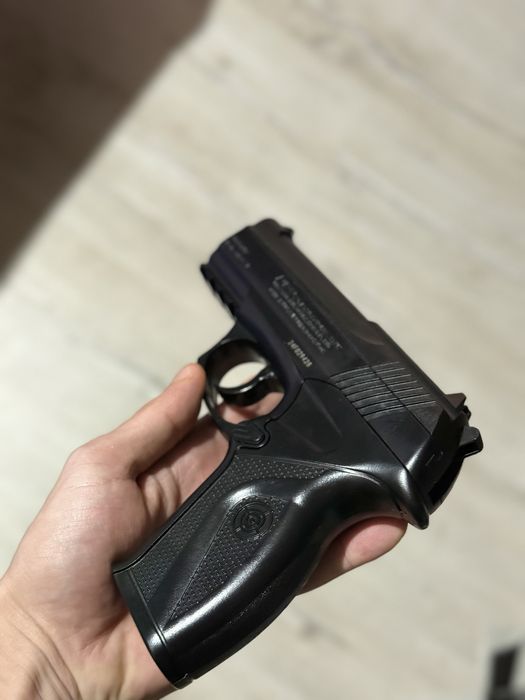 Vand/schimb pistol airsoft co2 c11