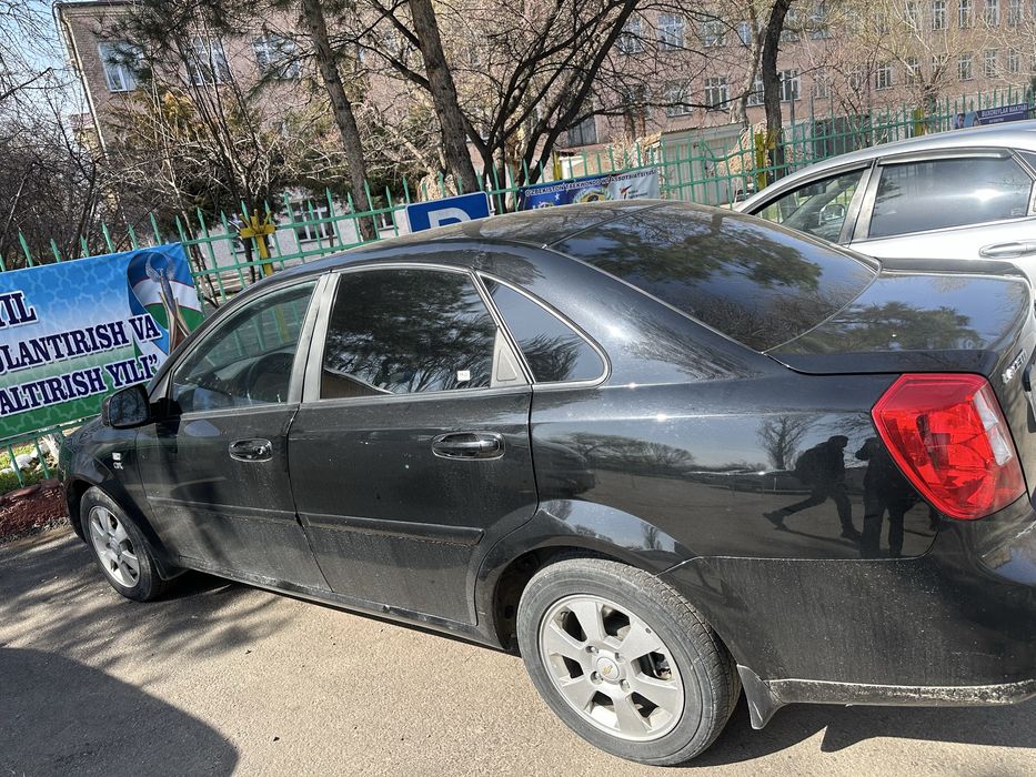 Qora jentra avtomat 2023 sotiladi