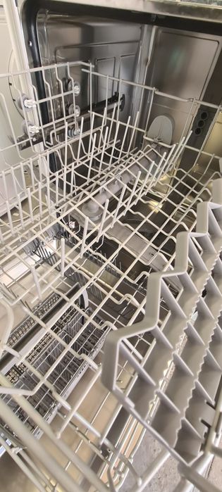 Съдомиялна за вграждане SIEMENS 60см/клас А/13 к-та