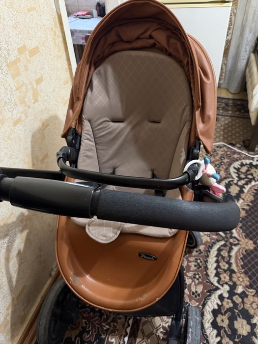 Каляска 2 в 1 от бренда Pouch
