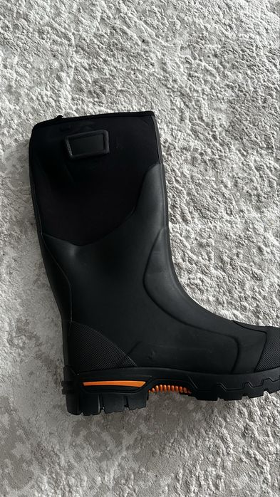 Резиновые сапоги