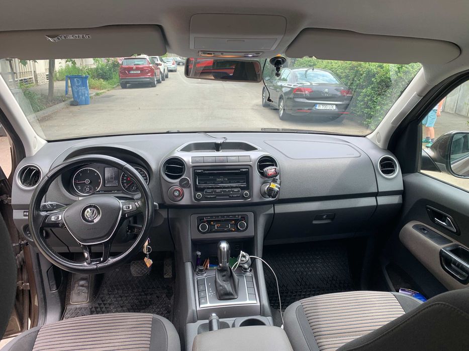 Volkswagen Amarok 2.0 Automat 180CP 2015 - al doilea proprietar