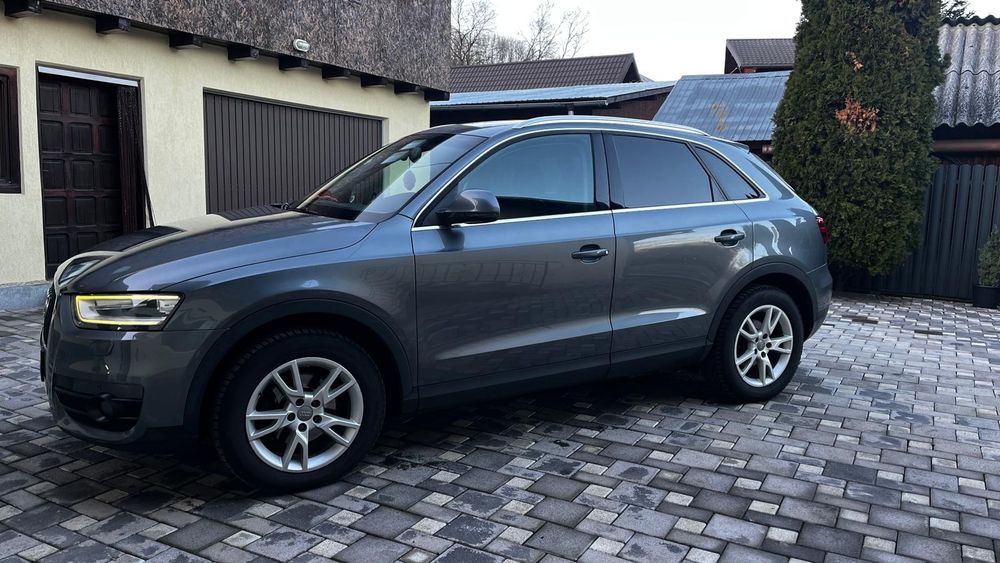 Vând/ Schimb Audi Q3 2.0 TDI quattro S-line