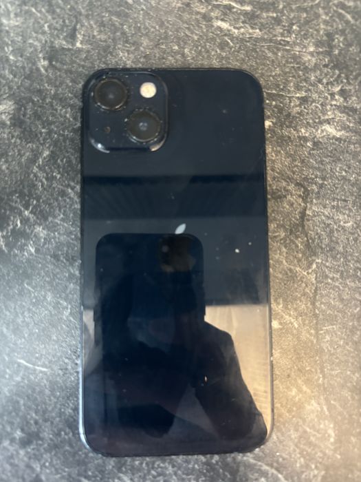 Iphone 13 fara defecte