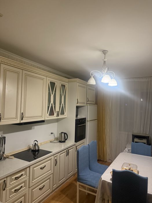 Продам квартиру 3 комнатную