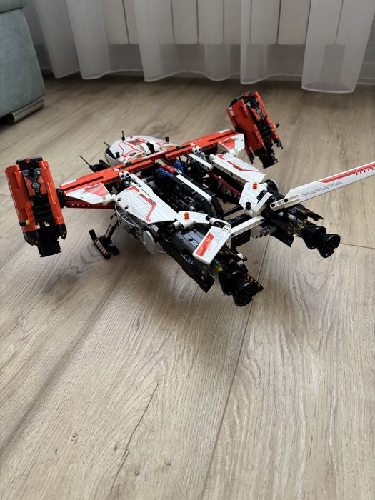Lego Technic VOLT Heavy Cargo Spaceship LT81