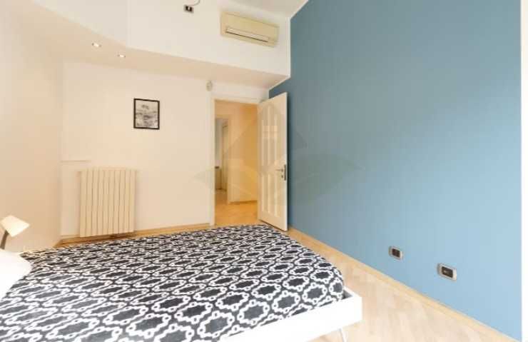 Дава се под наем Тристаен апартамент в Пловдив, Каменица 2 - 95 кв.м за 298.86 € - Снимка #2