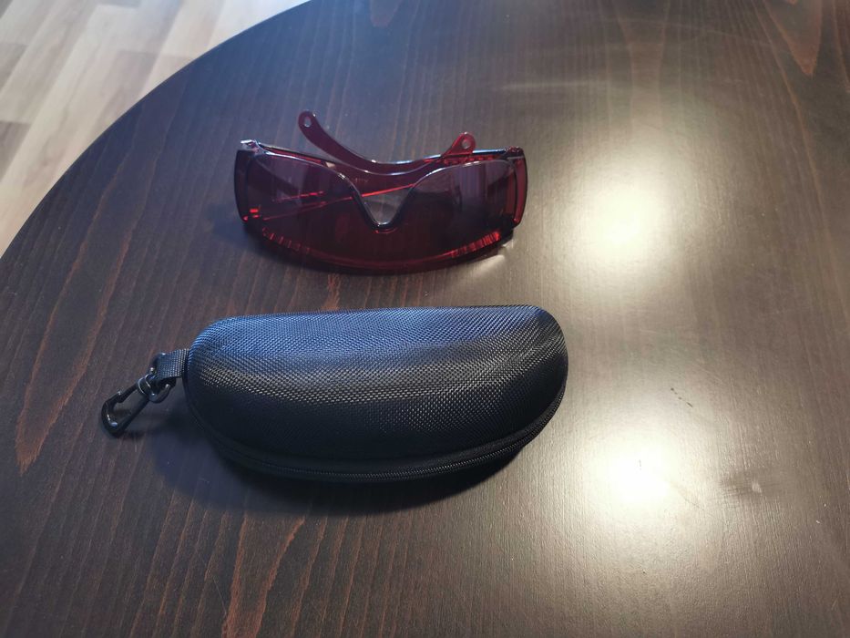 SmoothSkin BARE – Почти нов IPL епилатор + подарък очила