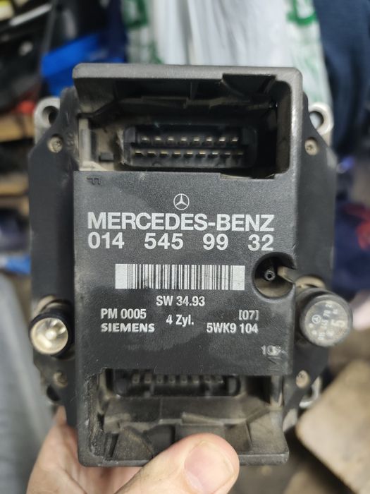 Комутатори за Мерцедес w124,w202